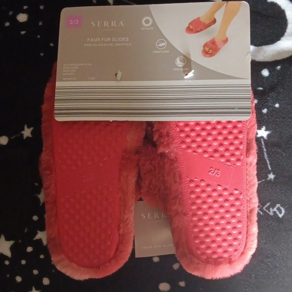 Faux Fur Slides - Picture 2 of 3